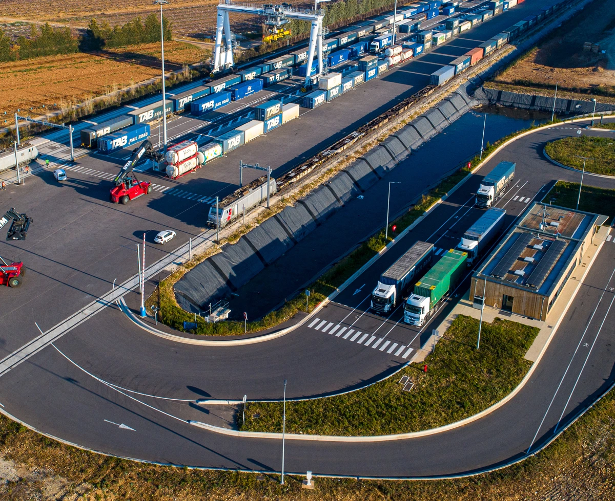 Vue aérienne d'un site de transport Open Modal